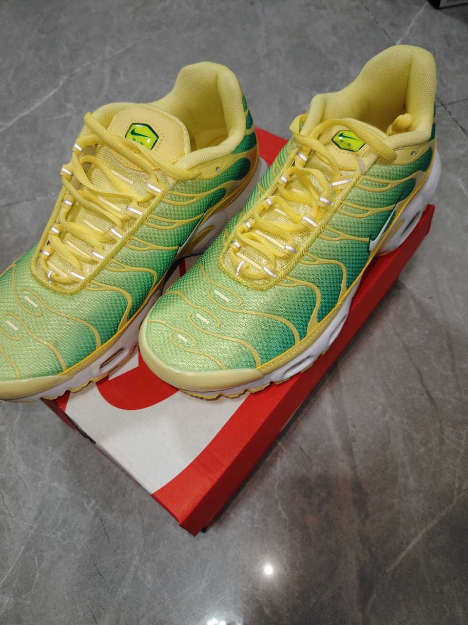 Nike Air Max Plus "Lemon-Lime"