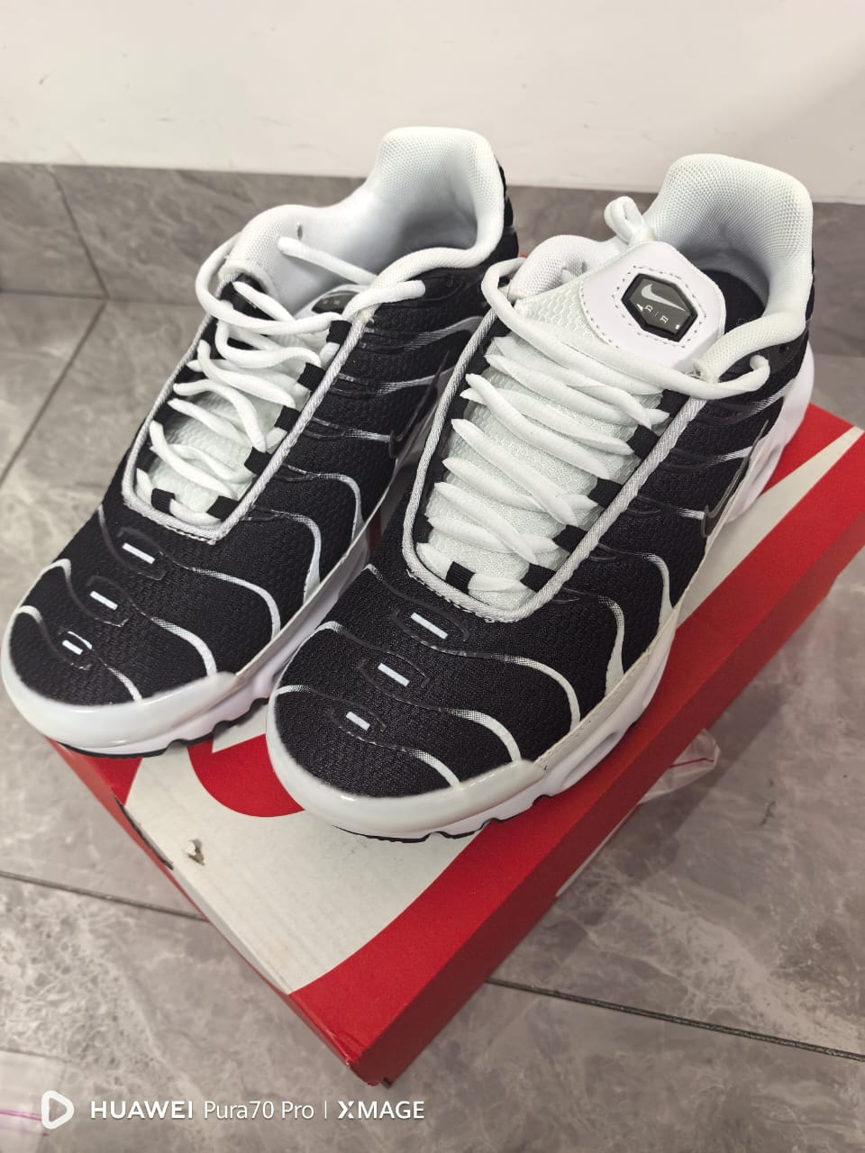 Nike Air Max plus Throwback