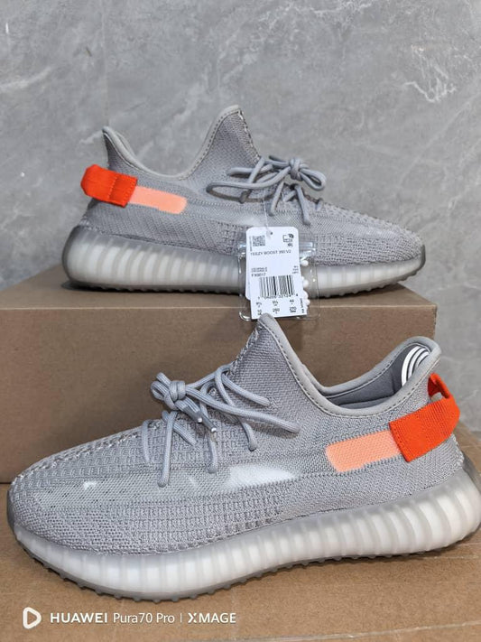 Adidas Yeezy Boost 350 V2 Tail Light
