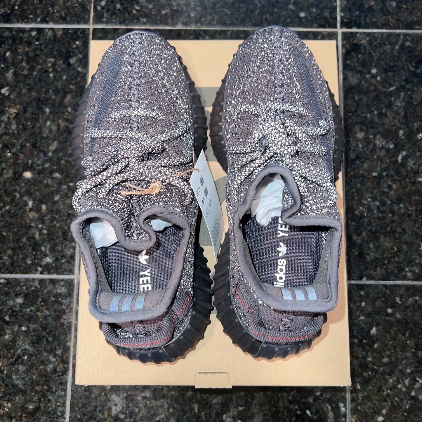 Adidas Yeezy boost “Static Black”-reflective