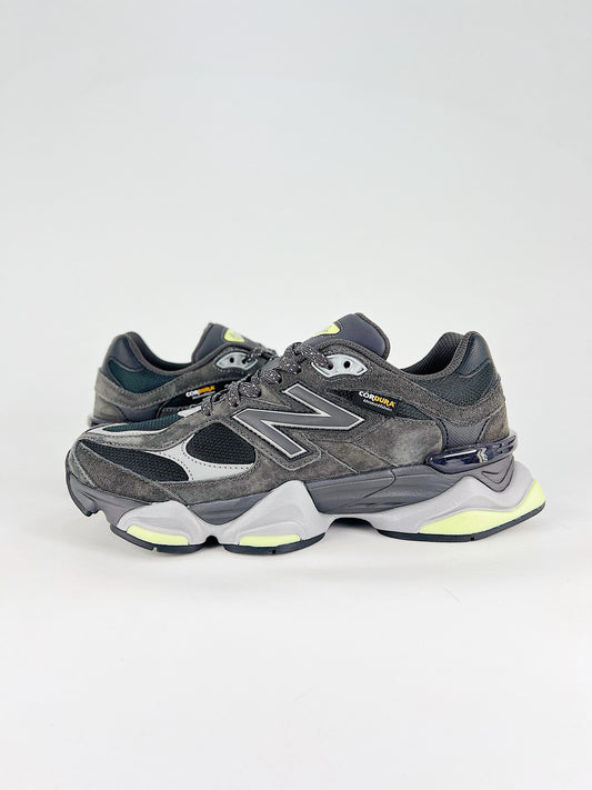 New Balance 9060 Black Cement/Dry Lime