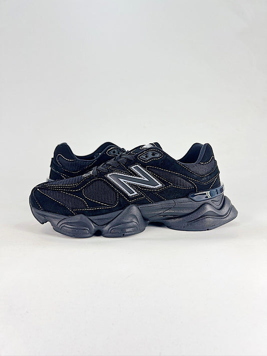 New Balance 9060 Triple Black