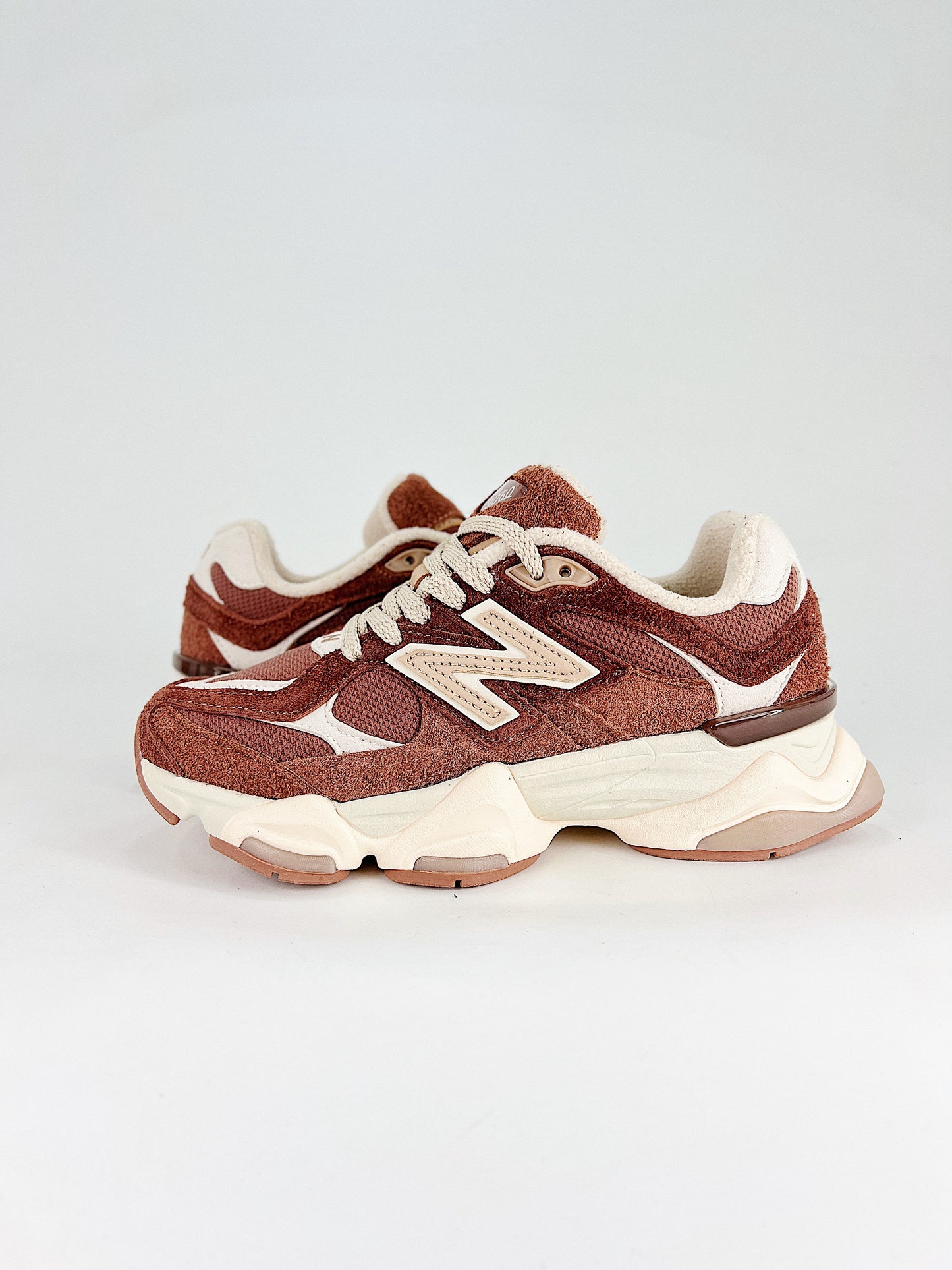 New Balance 9060 Rich Oak